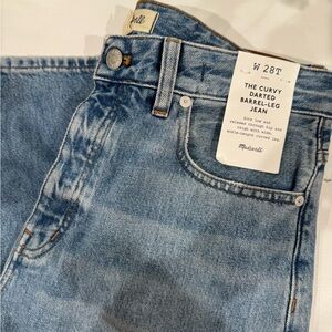 NWT Madewell Curvy Tall Darted Barrel Jeans in Dobbins Wash